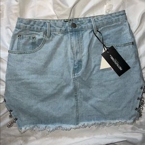 Light wash jean skirt